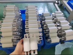 Bezpieczniki ceramiczne ze śrubą M8 Niezawodne bezpieczniki firmy Dissmann Bezpieczniki serii EV z certyfikatem UL