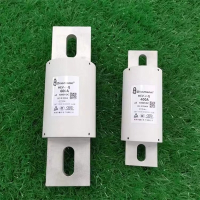 Bezpieczniki ceramiczne 600amp do pojazdów elektrycznych Bezpieczniki z połączeniem śrubowym Bezpieczniki EV 1000 VDC