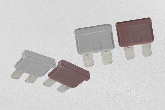 Ceramiczny bezpiecznik szybki 1 A 58VDC Napięcie znamionowe UL248 Standard